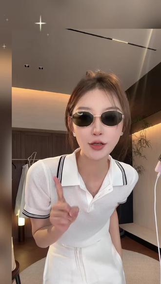 老钱风休闲宽松裤子2025新品亚麻弯刀裤女#有效显瘦穿搭 #极简白色套装#不费力的穿搭公式 #穿搭懒人公式 #穿搭公式大揭秘