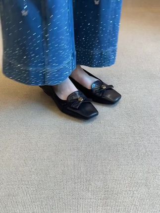 #好穿不累脚 #简约大气 #穿出高级感 #轻奢女鞋 #复古风穿搭