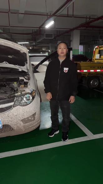 #五菱宏光S大灯不亮