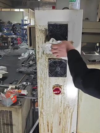 放假前的准备#cnc加工中心#二手机床 机床油污清洗剂环保配方不伤漆无气温#机械加工制造#线切割加工#制造业@DOU+上热门 @DOU+小助手 @巨量千川