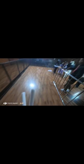 谁不想急头白脸来个第一视角的签售 25年12.28的明年见那不就是2026年10.3的南通紫琅荔枝台音乐缘计划大聚会嘛#南通紫琅音乐节
很期待又能和@杨默依Moi 老师线下见面了