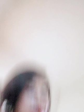 到了一定的年纪一定要懂得 把心情和脾气调成静音模式,然后不动声色打理你自己 ,生活简单,日子温暖 ,人生不完美,最好快乐活!