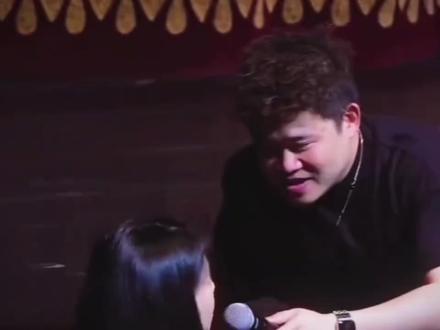 如果你爱一个人的话就不要害怕结局,如果不能在一起,那就喜欢到不喜欢为止。
爱就像一场旅途不要把目的地当重点,旅途有起点知道来处就够了好好欣赏一路风景用心感受,一路有风有雨或许有彩虹,一路有你足矣!