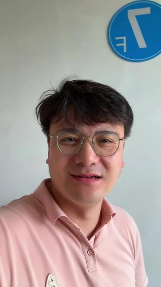 阿森纳夺冠了!22年!
致敬那些身在黑暗,依旧相信黎明即将到来的人们。
#阿森纳