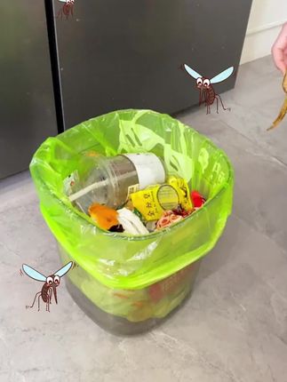 超级能装还自动收口的垃圾袋,没想到这么结实,关键提垃圾不脏手一拉就走,赶紧备起来吧。#轻语森林垃圾袋 #好物推荐分享 #好货推荐 #垃圾袋