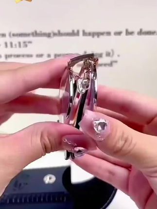 老花镜自动调节度数男折叠便携式超轻女远近两用智能变焦高清眼镜#老花镜 #老花镜防蓝光 #老花镜女时尚洋气 #老花镜怎么选 #老花镜推荐