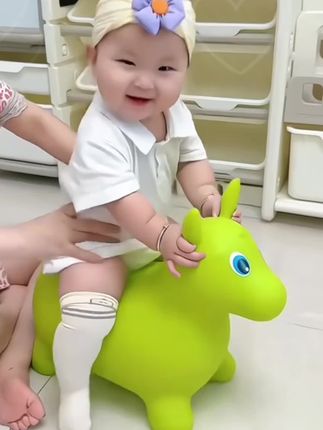 #摇摇马 #也太可爱了吧 #可爱萌娃