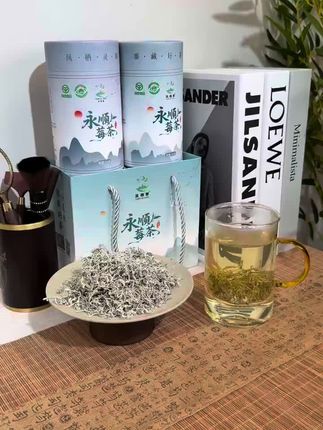 送长辈、 送朋友, 我就选这款莓茶, 这款茶温和不刺激#莓茶 #藤茶 #张家界莓茶 #永顺莓茶 #凤栖寨莓茶