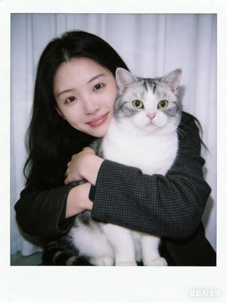 豆包太权威了~和猫咪相拥合照ai指令教程来啦!#豆包#豆包ai #豆包P图已经nextlevel了#和宠物合照#和宠物合照指令 和猫咪合照 和自家萌宠合照