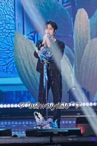 20260524 Desire4永恒开端曼谷演唱会《心墙》#舞台就是他的主场 @黄星Eliot