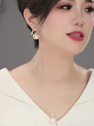 【KEFAN珂梵】轻奢素款经典女耳坠时尚气质耳环2025新款爆款高级感#热门 #热门音乐🔥 #热门短剧推荐
