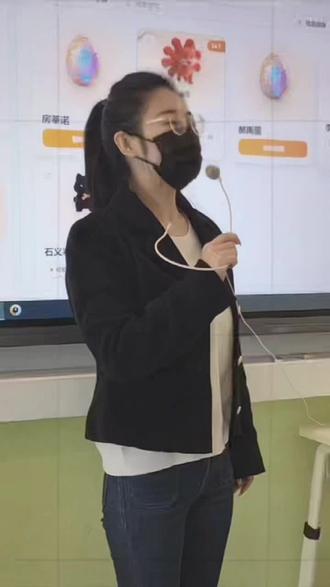 自从在班里养了这群电子宠物,一个个都成了"合格饲养员'
作业按时交?加分!宠物干饭升级课堂纪律好?加分!宠物解锁新皮肤
迟到,不写作业?抱歉,你的小可爱要扣血条了最新上线"宠物死亡"功能,全班哭成一片......
但又多了一个"复活"的机会,为了毛孩子,娃们学习劲头比我还足!
这波"拿捏",我给满分100
#班级管理#老师的神操作#电子宠物#教育游戏化#当班主任的快乐
相关搜索班级养宠物app