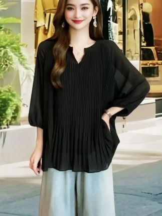 胖mm夏季法式雪纺衫推荐 #夏季大码时尚上衣,大码姐妹夏季刚需!法式荷叶边雪纺短袖,宽松版型超遮肚子,藏住赘肉超显瘦。雪纺面料轻盈透气,不闷汗还显温柔,日常穿舒适又好看,轻松拿捏夏日气质#时尚气质穿搭 #谁穿谁漂亮 #减龄气质 #百搭上衣