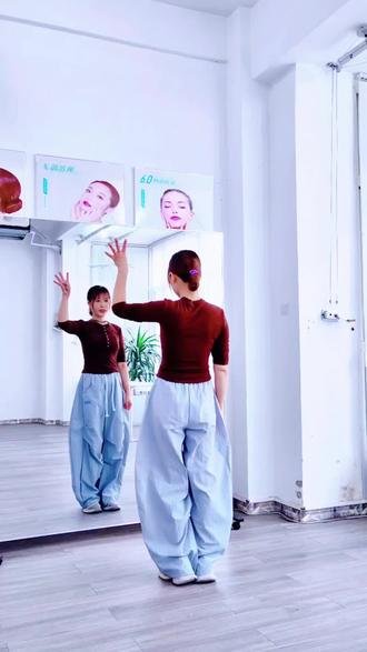 《佛前求了千百遍》完整版口令分解,编舞珍姐。#简单易学 #一学就会系列 #背面慢动作分解