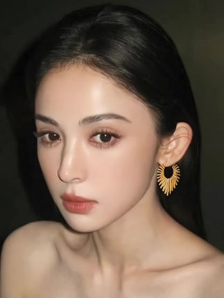 欧美夸张线条桃心耳扣耳环个性小众设计高级感耳饰#时尚饰品 #精致女人必备 #美出高级感 #好物推荐🔥 #欧美风耳环