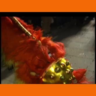 #上热门 #创意美术 孩子们画的年兽,比我家猫还凶,眼神杀我了。萌娃搞艺术,笔下生风。这届小朋友太会了,画画自带BGM。#美术幼崽#创意美术#萌娃日常