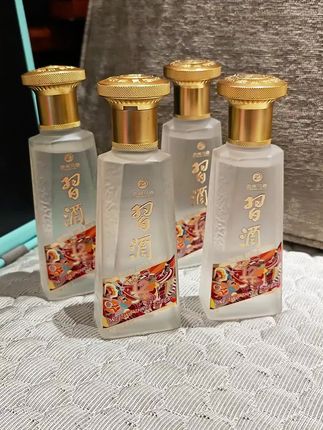 经典酱香型白酒,纯粮酿造,自饮口粮酒,酱香绵长。#习酒#酱香型白酒 #白酒 #好东西一起分享 #在抖音入手的好东西