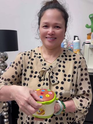 妈妈们看我又发现了一套非常好玩的插花玩具,可以开发宝宝想象力,培养专注力和动手能力,一个人可以安静地玩很久#益智玩具 #在家早教#母婴好物 #宝宝玩具 #早教玩具
