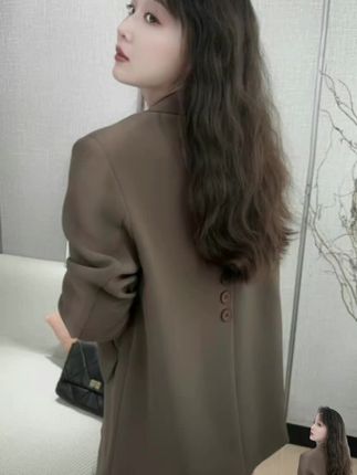 2025春秋季后开叉设计感休闲百搭宽松时尚显瘦小个子女款外套18# #爆款热卖中 #好物推荐 #大数据推荐给有需要的人 #抖音小助手