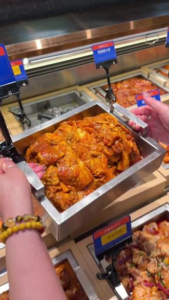 乖乖,只要50多全场烤肉小火锅等上百种菜品畅吃不限量,古鲁特烤肉自助餐厅(河北石家庄新世界店)新店开业活动,左下角囤#古鲁特 #自助餐 #烤肉真香 #一起吃烤肉 #抖音美食推荐官 @