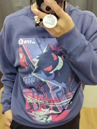 这种款式的卫衣是秋冬必备款,男女皆可穿,初上市价199元限时特优129元,时间9月20号-9月25号#早秋不费力显贵穿搭#上班基础下班就不基础#无限回购的宝藏单品