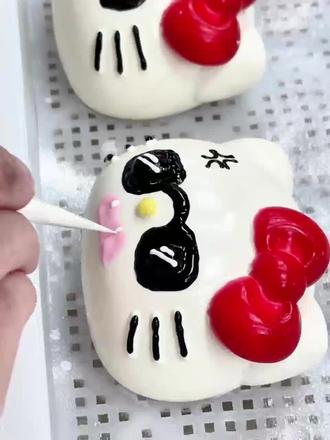 沉浸式!手绘一只墨镜kitty~
#自制捏捏 #手工diy #手绘 #kitty猫 #捏捏乐