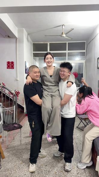 今天嫁为人妻,永远是爸妈的女儿#青蛙结婚
