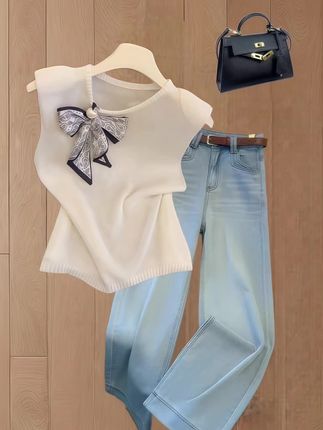 #温柔风穿搭 #韩系穿搭 #夏日通勤休闲穿搭 #用度假风拿捏夏日松弛感 #无袖上衣