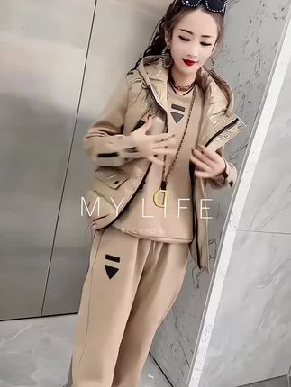 2024秋冬加绒加厚新款马甲卫衣套装女宽松气质大码遮肉简约三件套#新款女装穿搭推荐