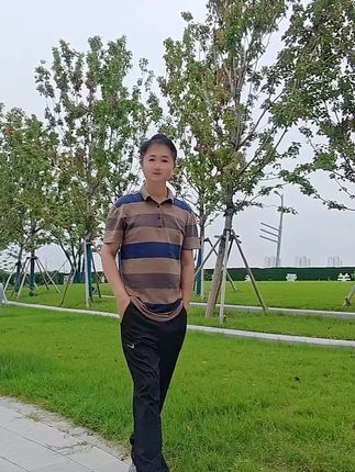 《苹果香》好久没唱了,今天清唱几句希望家人们喜欢。
