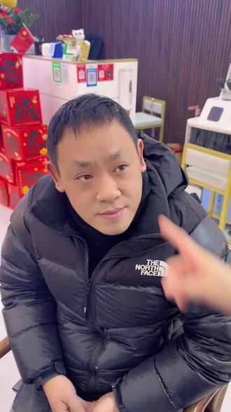 贼心不死说的就是你!
#白银#银条#周一银价 #白银暴跌#黄金