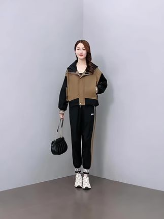 #创作灵感 #连帽宽松束脚运动套装#时尚穿搭#女装穿搭#气质穿搭