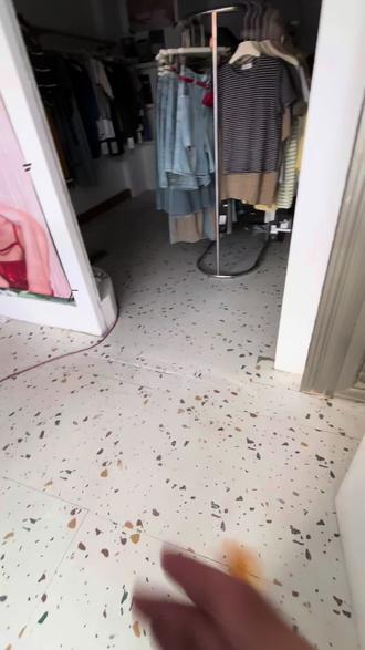 只要你觉得开心,那就是有意义的事情#女装穿搭 #女装实体店