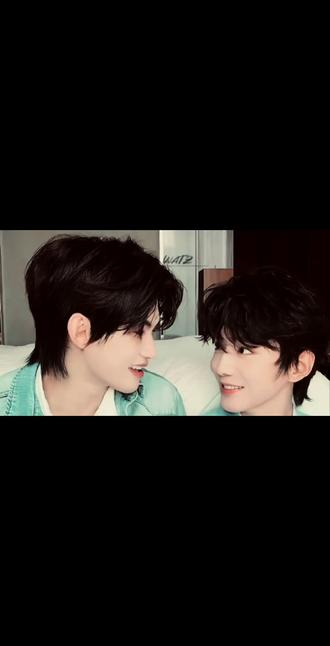 接上一期,对云旗现阶段情感解读。我觉得,塔罗此刻揭示的,并非一个简单的“是”或“否”,更多是云旗和郝熠然他俩的情感链接,在现实框架中运行的轨迹。
#一张图证明我追星 #我担秒了全世界 #塔罗