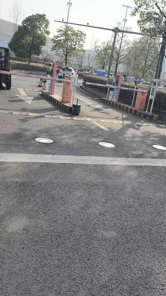 早上好各位,我到达西博城了,怎么没有看到人捏o(*≧▽≦)ツ┏━┓#西博城 #世界线漫展 #戒断反应最为致命