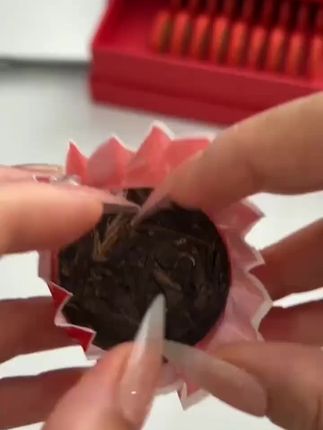周末下午煮一壶茶配点心,才是打工人的治愈时刻呀!#勐年普洱茶 #古树茶 #喝好茶