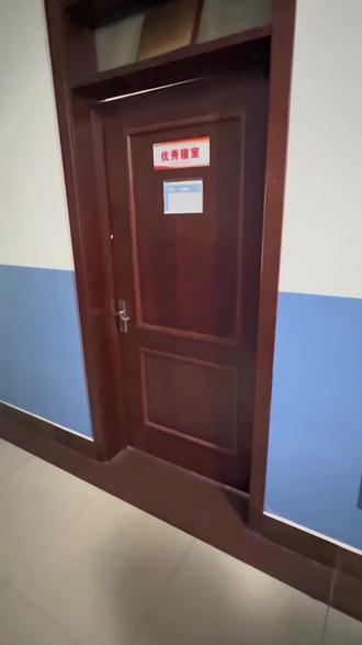 人文校园,幸福满满!#长春人文学院 #校园空调