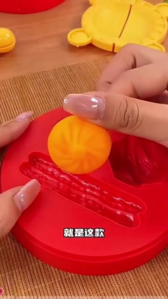 美食彩泥,益智启蒙过家家。小吃DIY,培养孩子创造力与动手能力。创意玩具,趣味童年。#中华美食彩泥 #儿童益智玩具#新年礼物