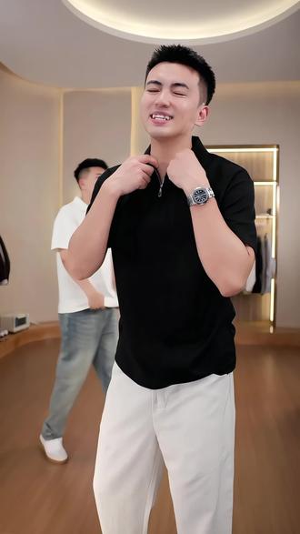 夏季半拉链休闲polo衫,面料亲肤舒适有弹力#品质男装 #男装搭配 #男士polo衫