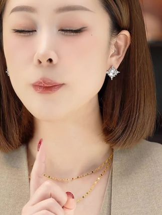 上得厅堂的耳饰,能够撑的起场面的耳饰!#美出高级感 #仙女必备 #变美 #高级感穿搭 #高级感耳环耳钉推荐