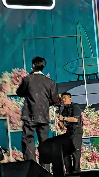 黄朔 新歌首唱 《哈姆雷特不浪漫》 #有点东西大会 #黄朔
