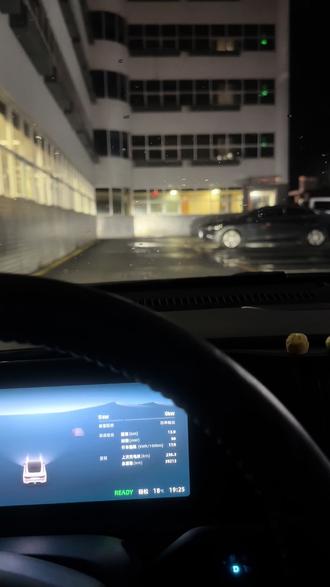 零跑旗下的车型2022款零跑c01也是一样😂😂