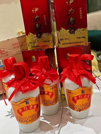 52度,纯粮酒,口粮酒。#伊力特#白酒 #老窖
