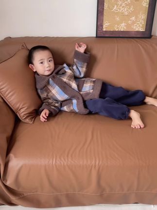 巨巨巨高品!反季买衣服可太太划算了!才20多块钱就给儿子搂到了这么一款超个性又厚实的小外套,版型款式洋气又时髦!可太太值了!#高品质童装 #反季特卖 #儿童外套秋冬款 #超便宜超划算 #潮童必备