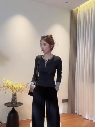 2025秋款撞色假两件独特别致内搭打底衫女辣妹上衣百搭T桖@DOU+小助手