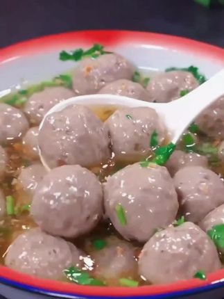 【到手4斤】正宗手打正宗潮汕牛肉丸牛筋丸子Q弹爆汁火锅美食食材#潮汕美食 #真材实料才能做出好味道 #牛肉丸 #地方特色美食 #真材实料好味道