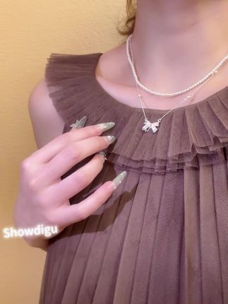 #精致 #气质这一块拿捏死死的 #穿搭 #项链 #配饰