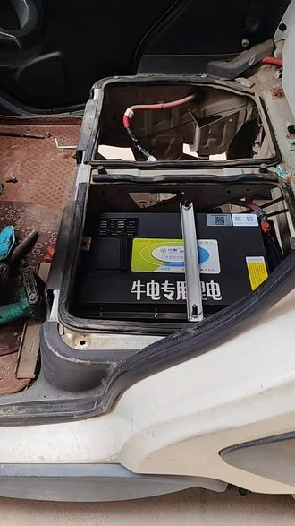 丽驰A01更换锂电池,锂电充电机,搞定。