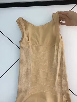 产后收腹塑身衣女套装束身薄款大码紧身背心托胸塑形美体瘦身上衣#收腹背心 #束身衣 #好物推荐🔥