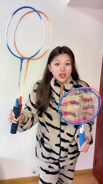 19.9元六件套的这款羽毛球拍轻便又耐打,孩子大人都能用!#超便宜超划算 #羽毛球拍 #羽毛球 #户外运动 #锻炼
